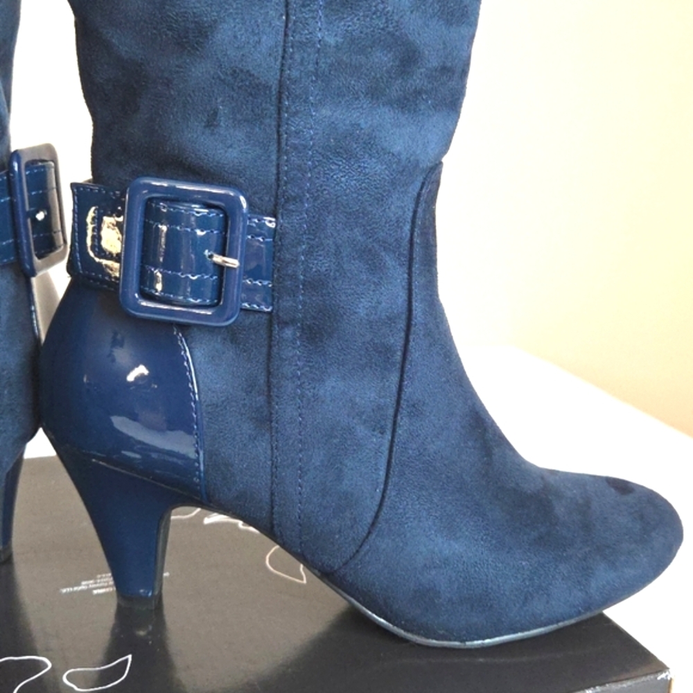 East 5th Blue Heeled Boots with Buckle Details. 6.5 M - Picture 2 of 16